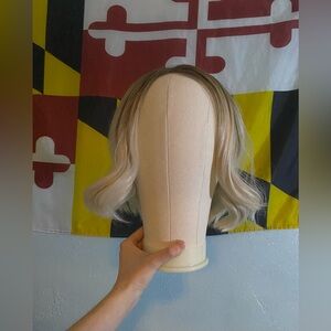 Stylish Blonde Ombre Hair Wig
